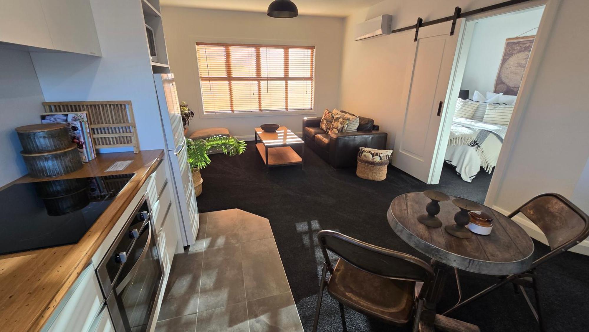 Apartment 2 - Haddin Court - Stunning Executive Бленем Экстерьер фото